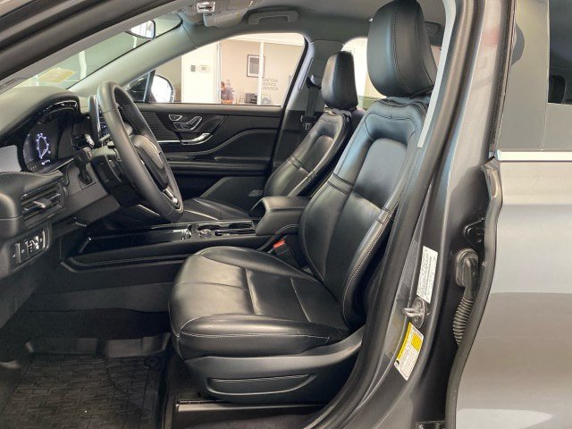 Used 2022 Lincoln Corsair AWD w/ Equipment Group 101A image 15