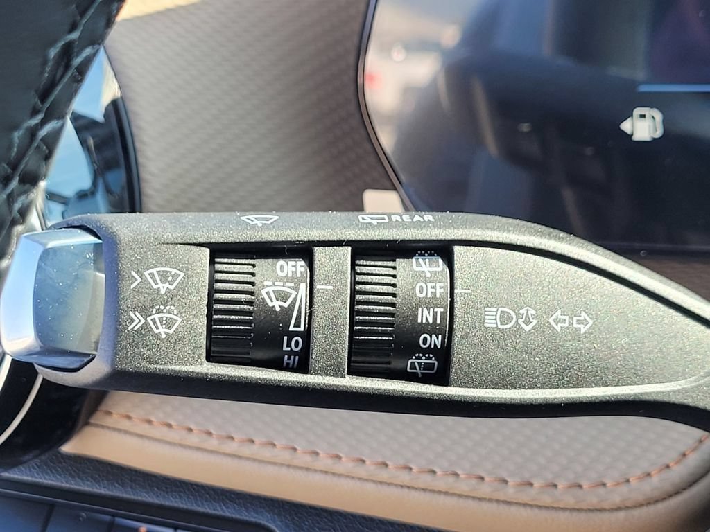 New 2026 Chevrolet Equinox ACTIV AWD/4WD image 24