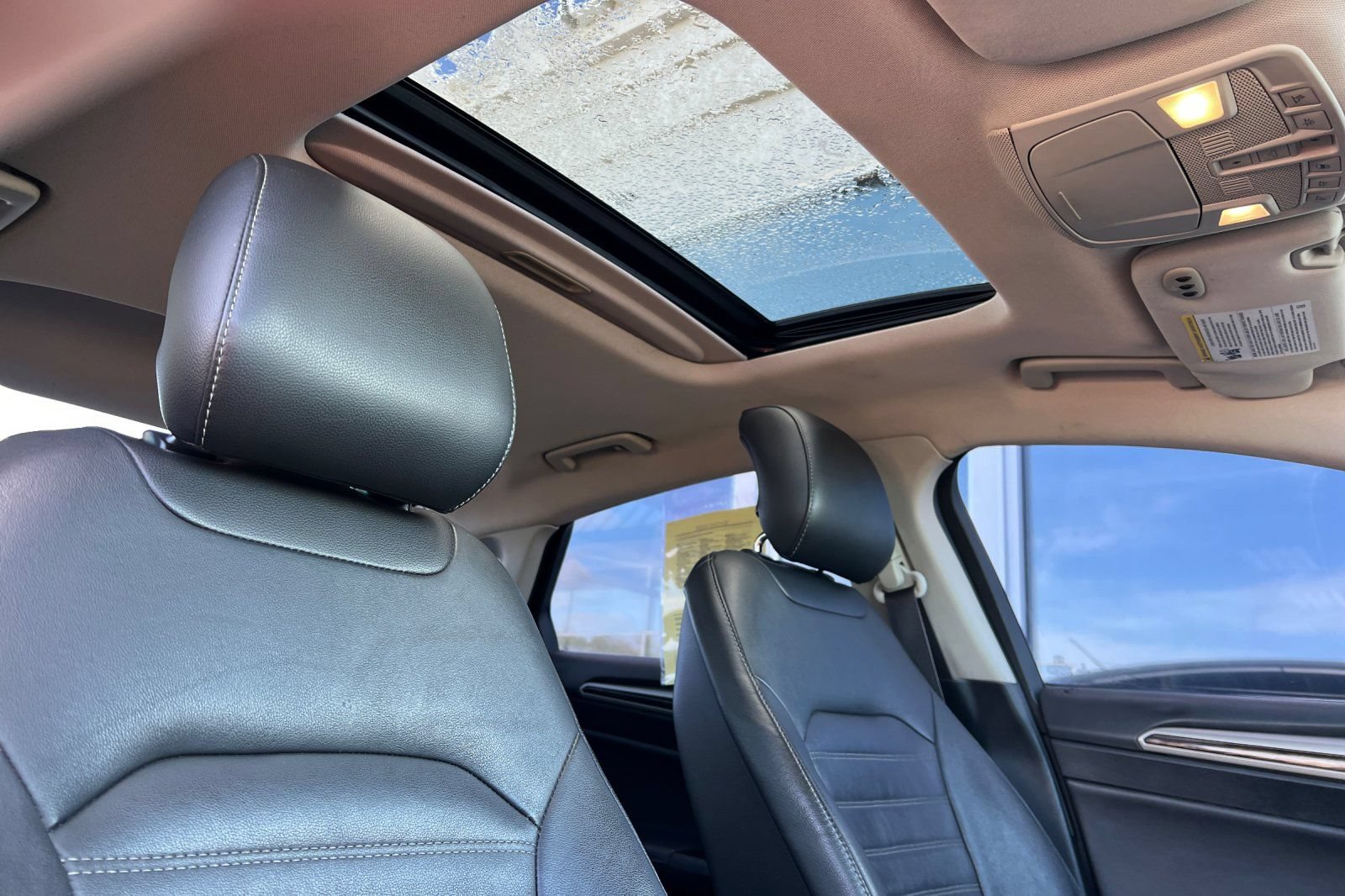 Used 2013 Ford Fusion SE FWD image 17