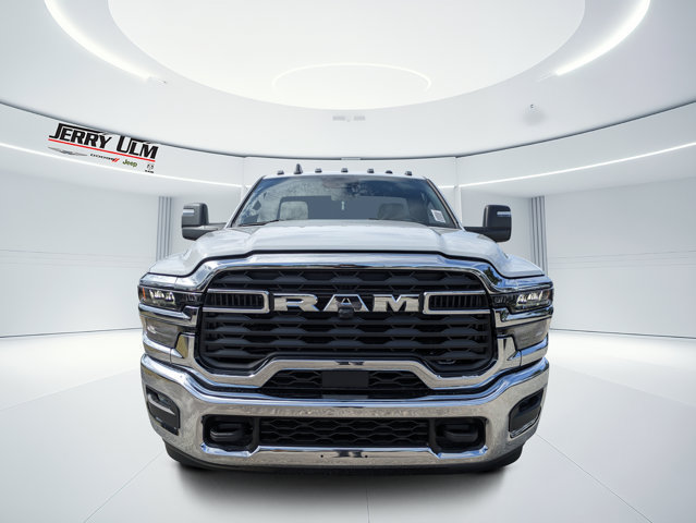 New 2026 RAM 3500 Tradesman w/ Chrome Appearance Group A AWD/4WD image 8
