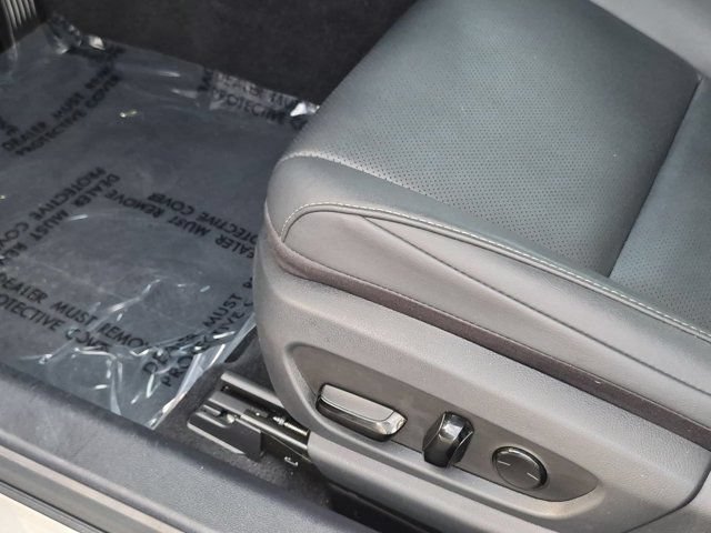 Used 2023 Lexus ES 300h w/ Premium Package FWD image 17