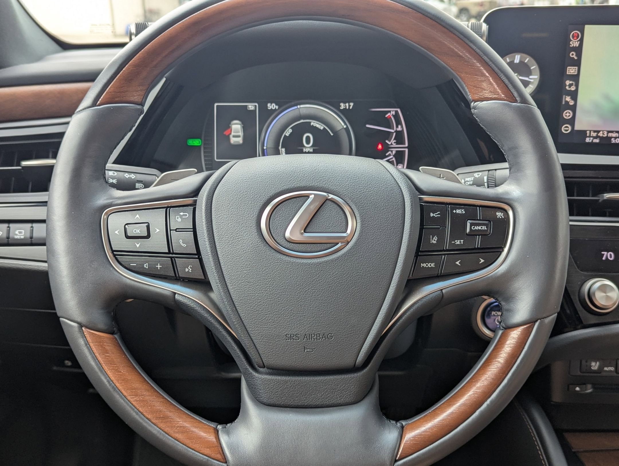 Used 2022 Lexus ES 300h Ultra Luxury image 20