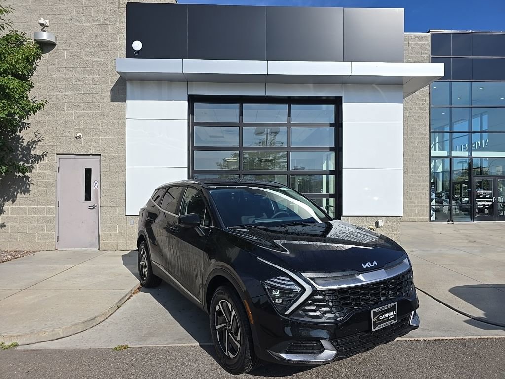 New 2025 Kia Sportage LX image 1