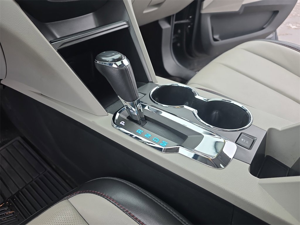 Used 2016 Chevrolet Equinox LTZ w/ Enhanced Convenience Package image 24