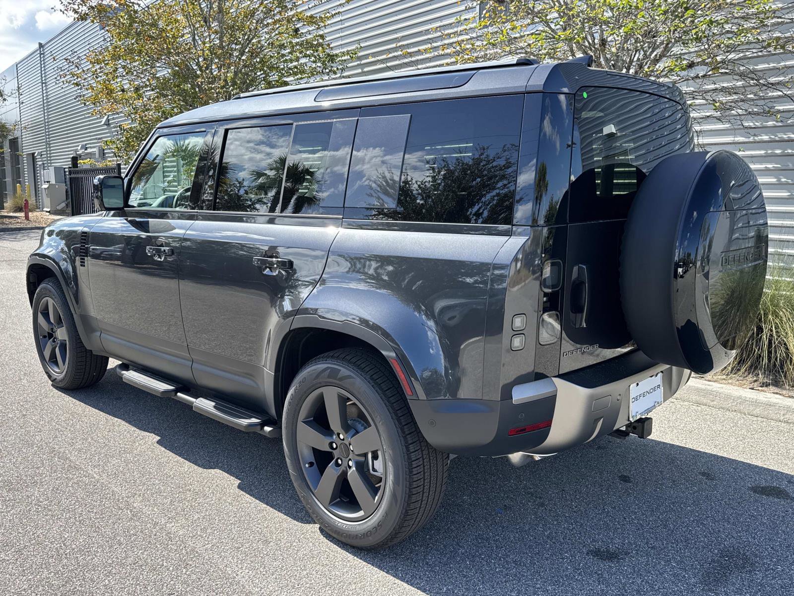 New 2026 Land Rover Defender 110 S image 3