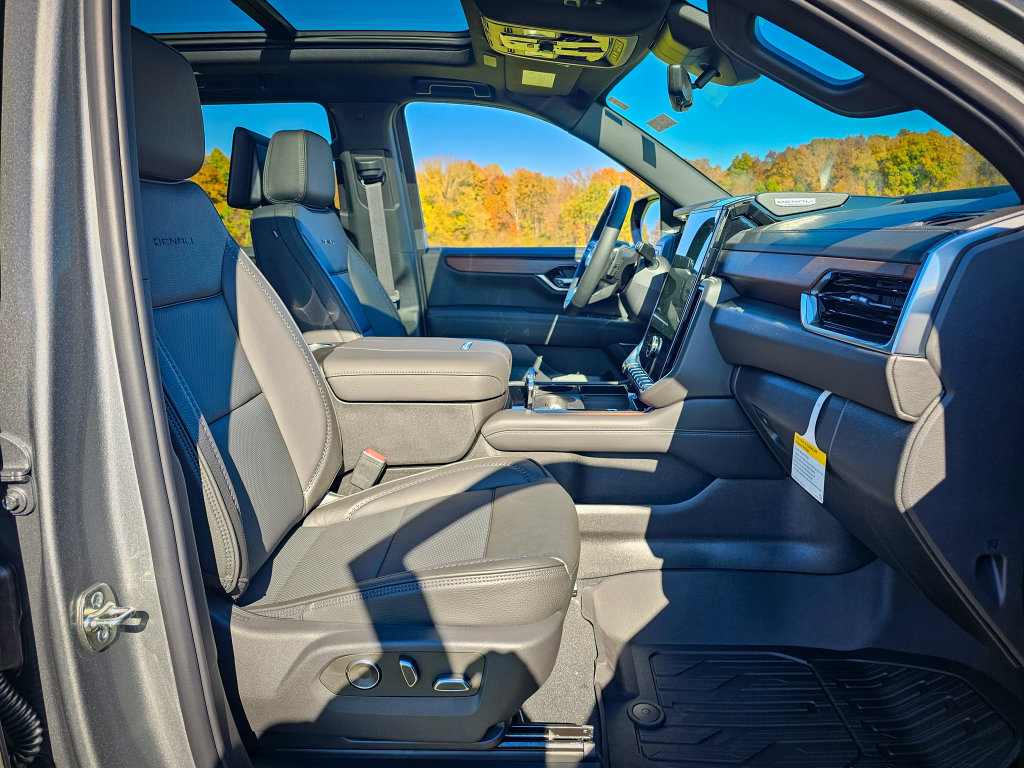 New 2027 GMC Yukon Denali w/ Denali Reserve Package AWD/4WD image 51