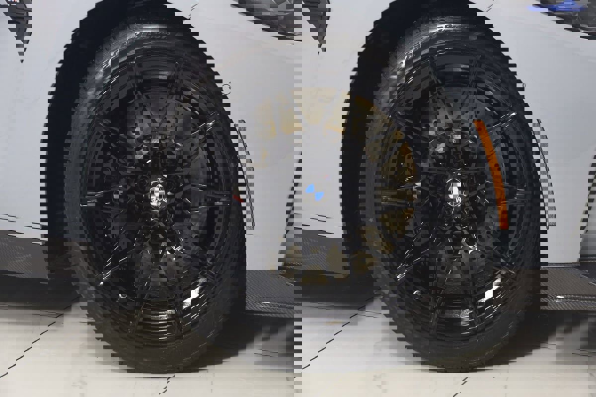 Used 2021 BMW M4 Coupe w/ Executive Package RWD image 17