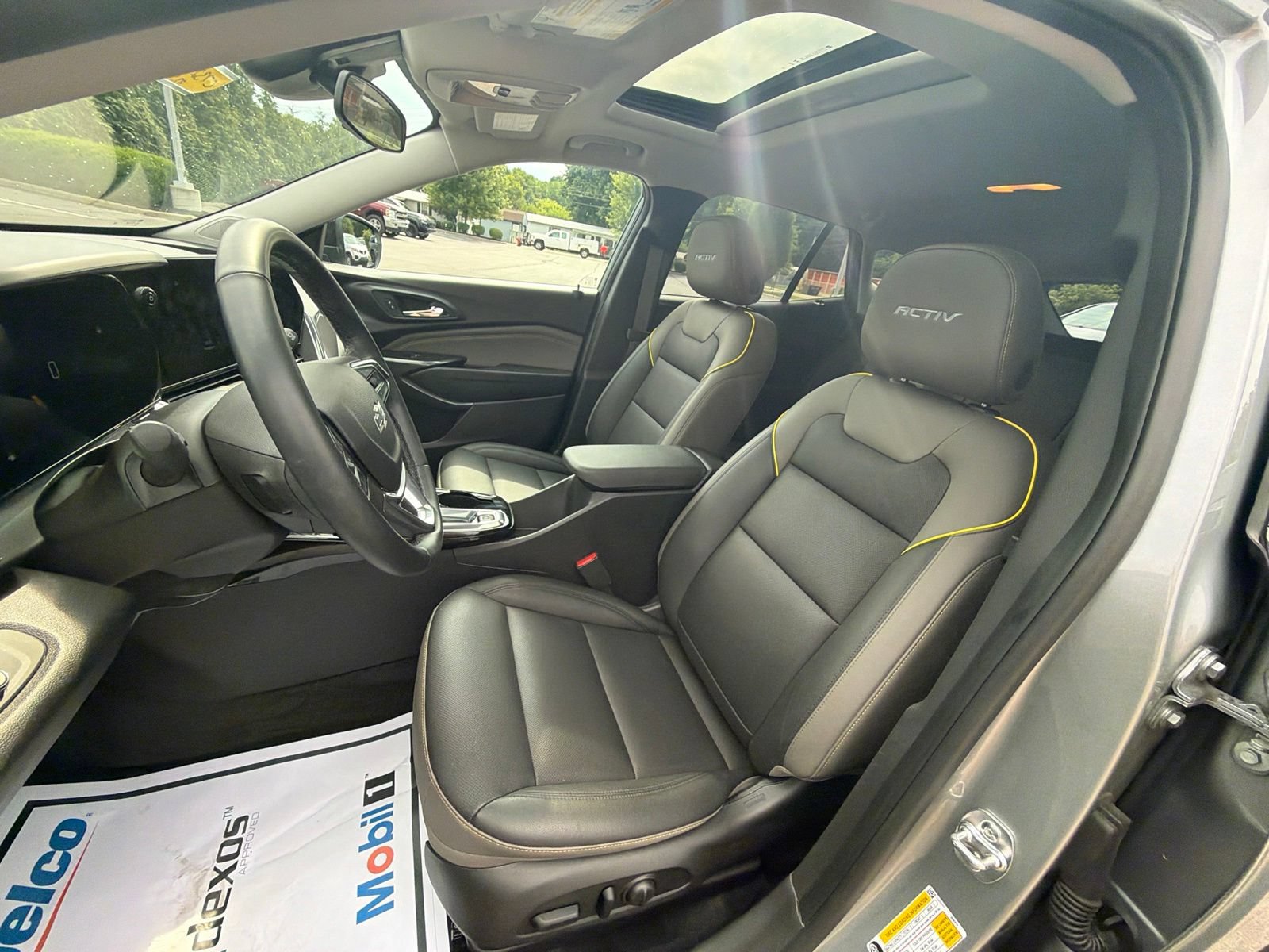 Used 2026 Chevrolet Trax ACTIV w/ Sunroof Package FWD image 23