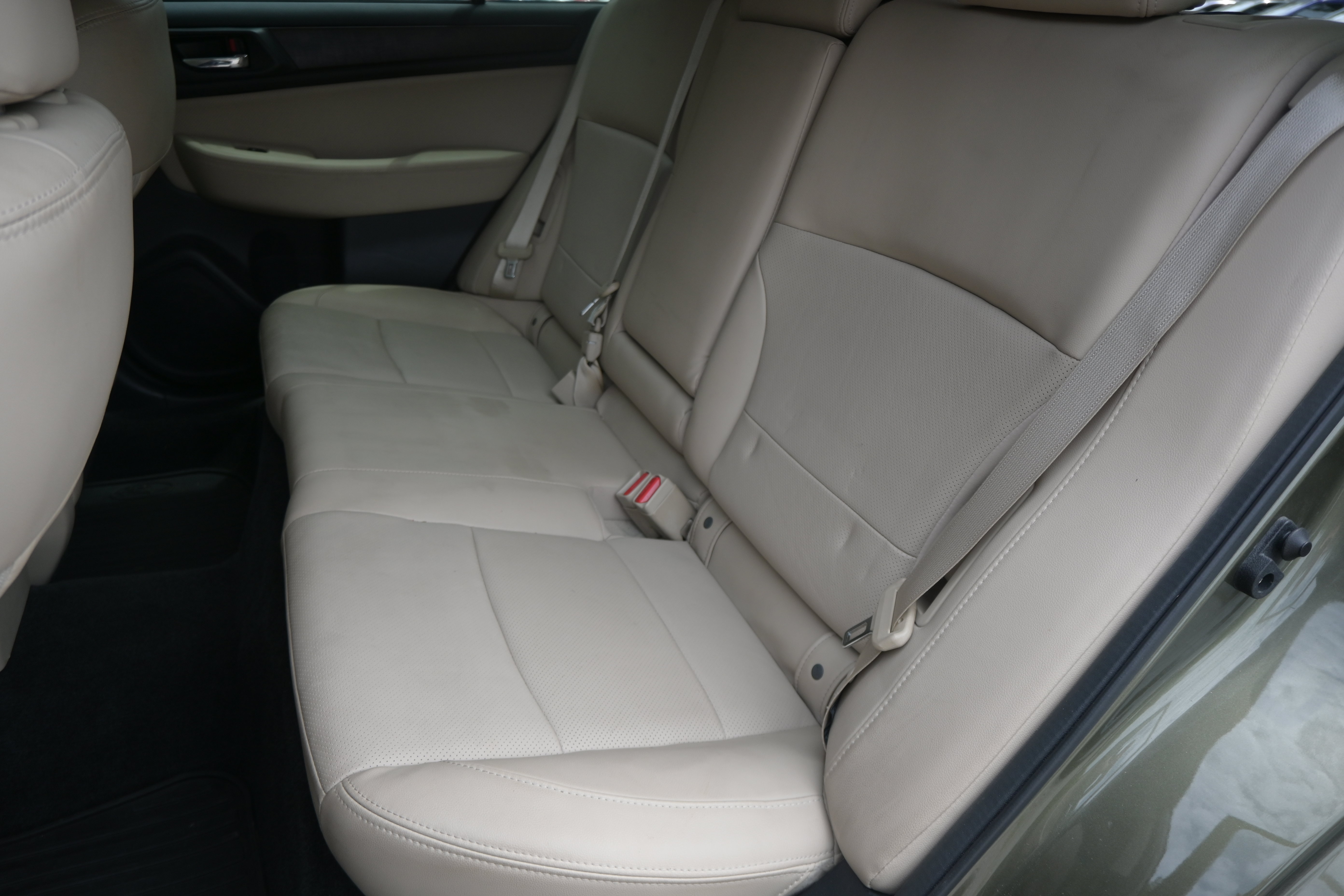 Used 2015 Subaru Outback 2.5i Limited AWD/4WD image 31