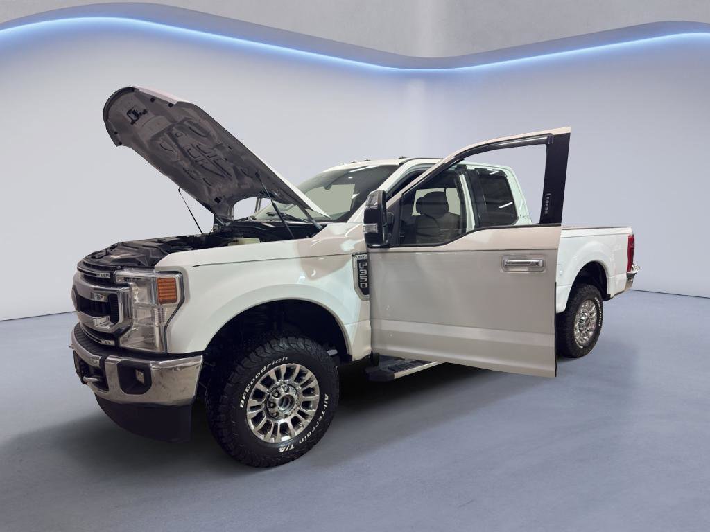 Used 2021 Ford F350 XLT w/ XLT Premium Package image 10
