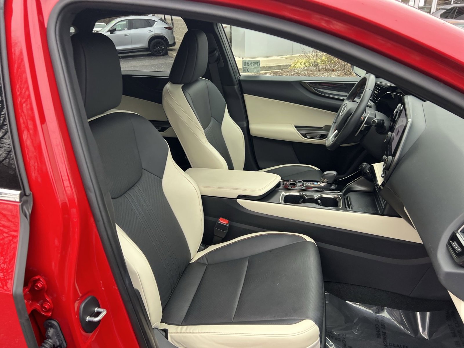 Used 2024 Lexus NX 250 FWD image 25