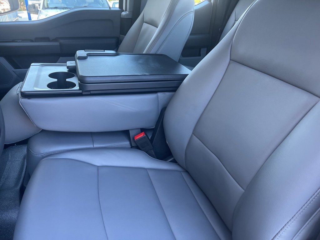 New 2026 Ford F250 XL w/ XL Chrome Package image 10