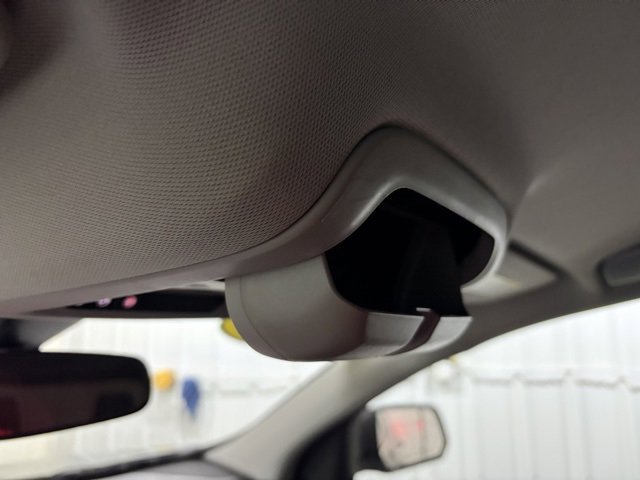 Used 2017 GMC Acadia SLE image 36