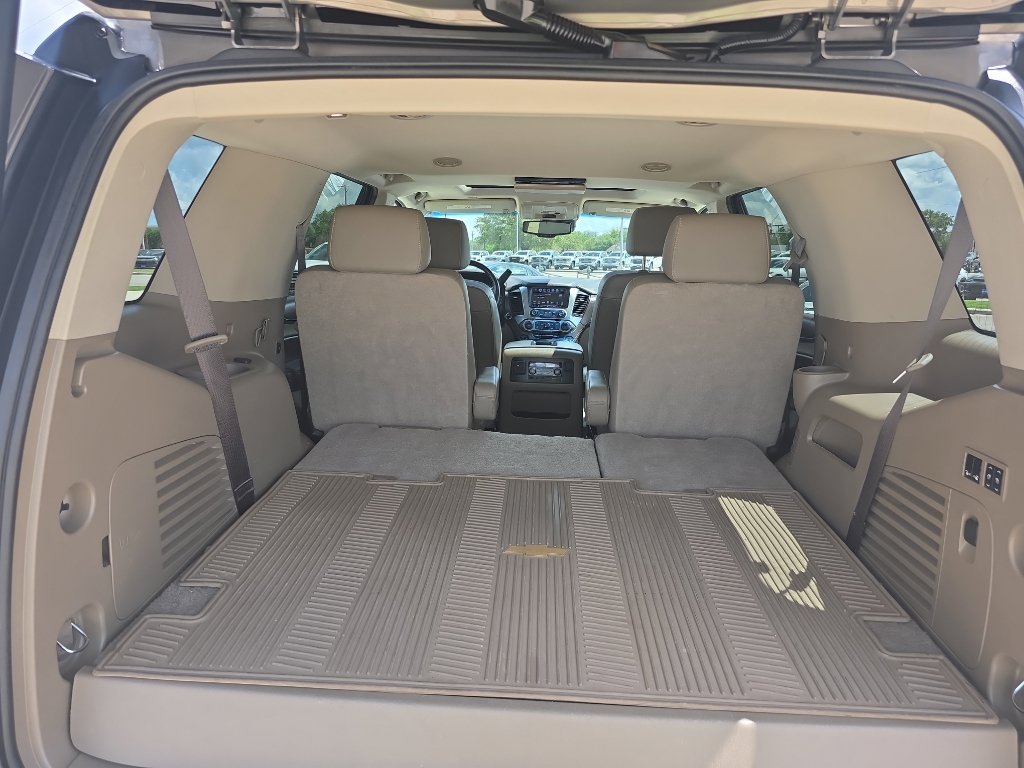 Used 2018 Chevrolet Tahoe LT w/ LT Signature Package image 19