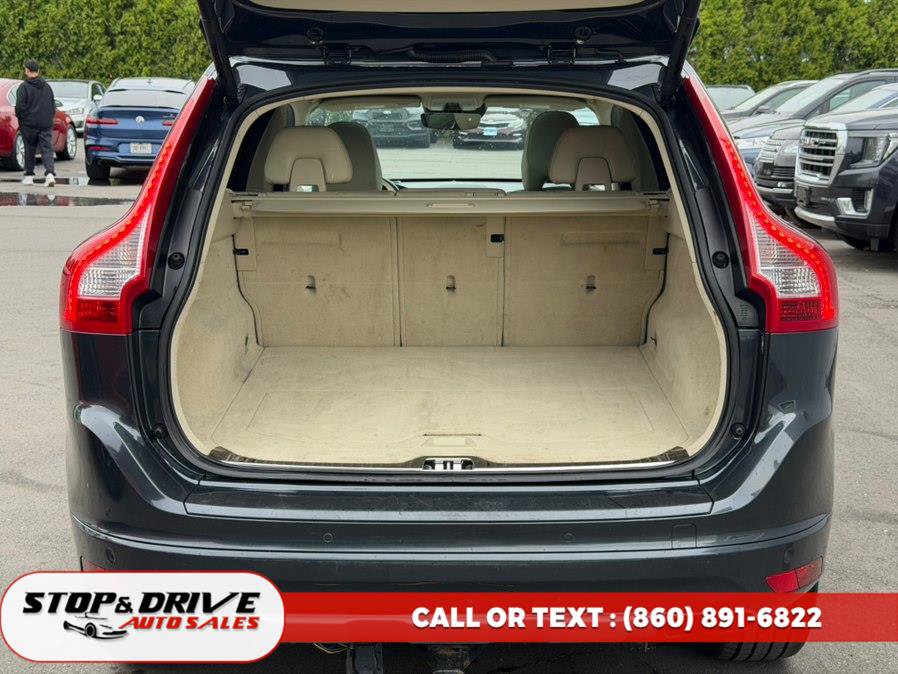 Used 2015 Volvo XC60 T6 Platinum w/ Climate Package AWD/4WD image 18