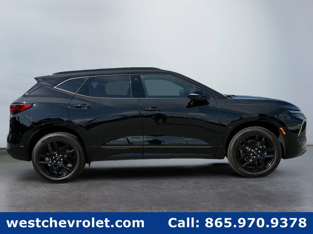 New 2026 Chevrolet Blazer RS FWD image 2