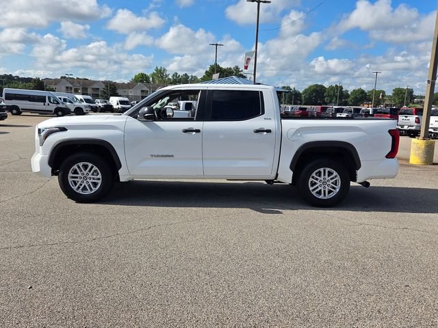 Used 2024 Toyota Tundra SR5 w/ SR5 Convenience Package RWD image 4