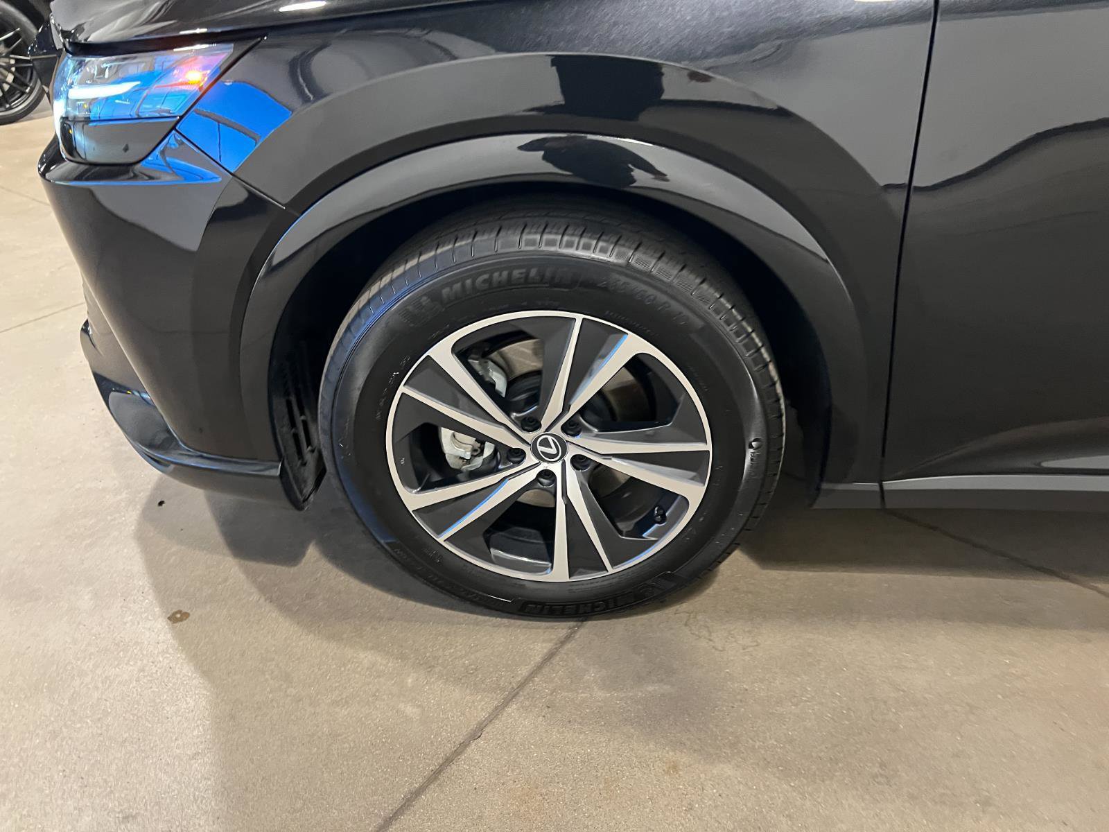 Used 2023 Lexus RX 350h image 46