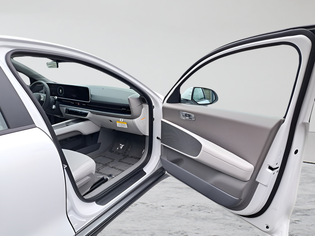 New 2025 Hyundai Ioniq 6 SEL AWD/4WD image 16