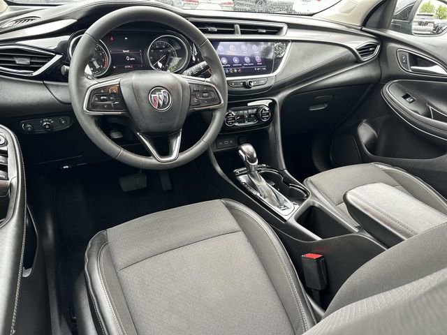 Used 2021 Buick Encore GX Select w/ Sport Touring Package FWD image 17