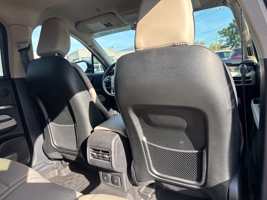 Used 2025 Lincoln Corsair AWD w/ Equipment Group 101A image 19