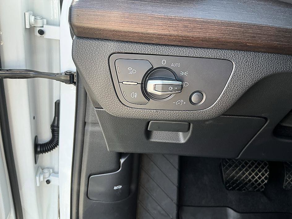 Used 2025 Audi Q5 e Premium image 14