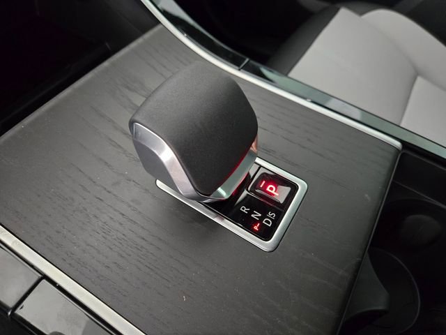 New 2026 Land Rover Range Rover Velar S image 23