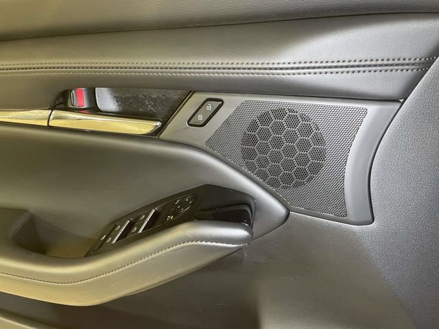 Used 2023 MAZDA MAZDA3 s FWD image 33