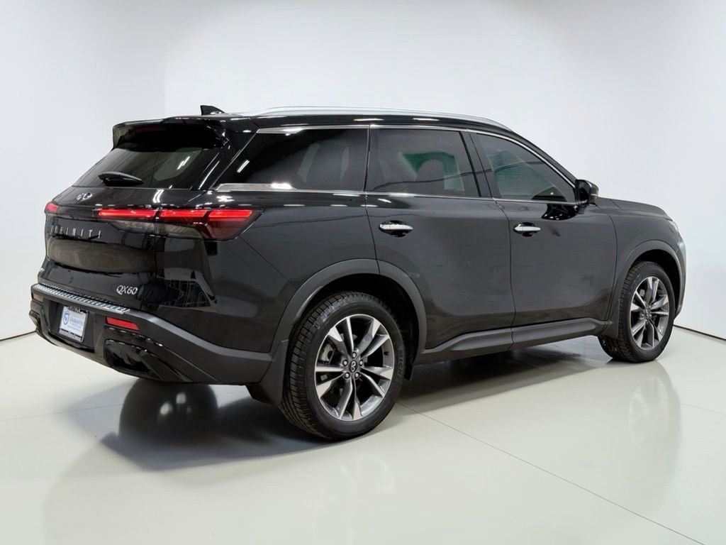 Used 2023 INFINITI QX60 Luxe w/ Performance Audio Package image 14