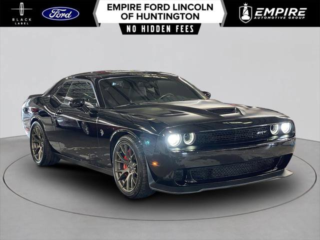 Used 2016 Dodge Challenger SRT Hellcat RWD image 1