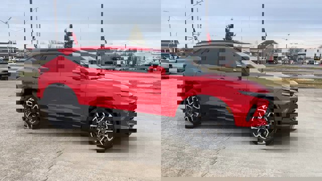 Used 2023 Chevrolet Blazer RS w/ Enhanced Convenience Package image 2