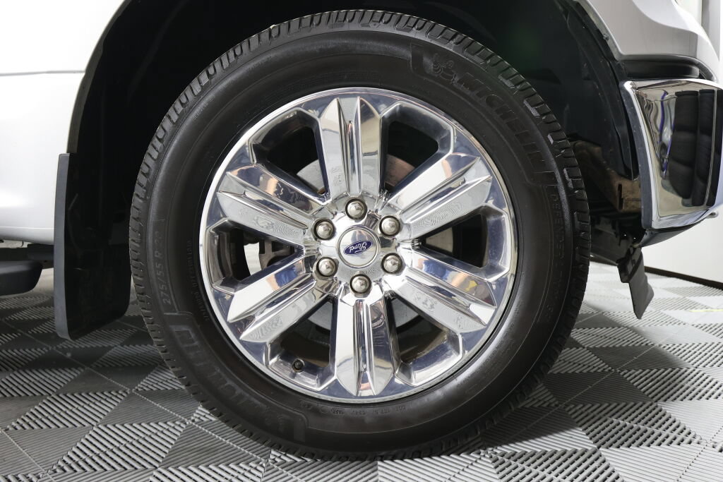 Used 2016 Ford F150 XLT w/ Equipment Group 302A Luxury AWD/4WD image 6