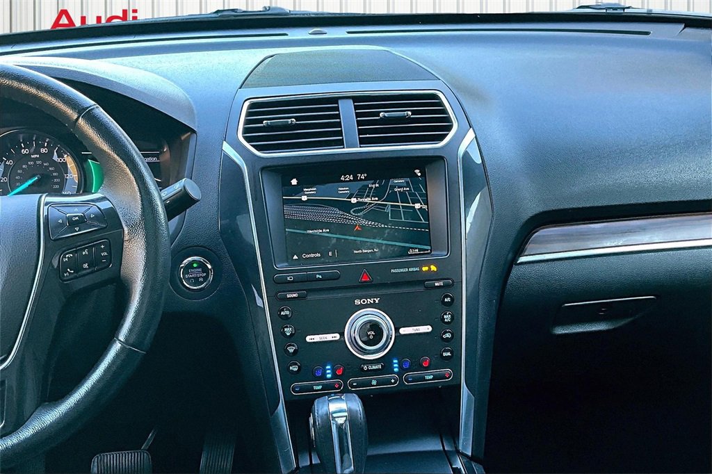 Used 2019 Ford Explorer Limited w/ Class III Trailer Tow Package image 9