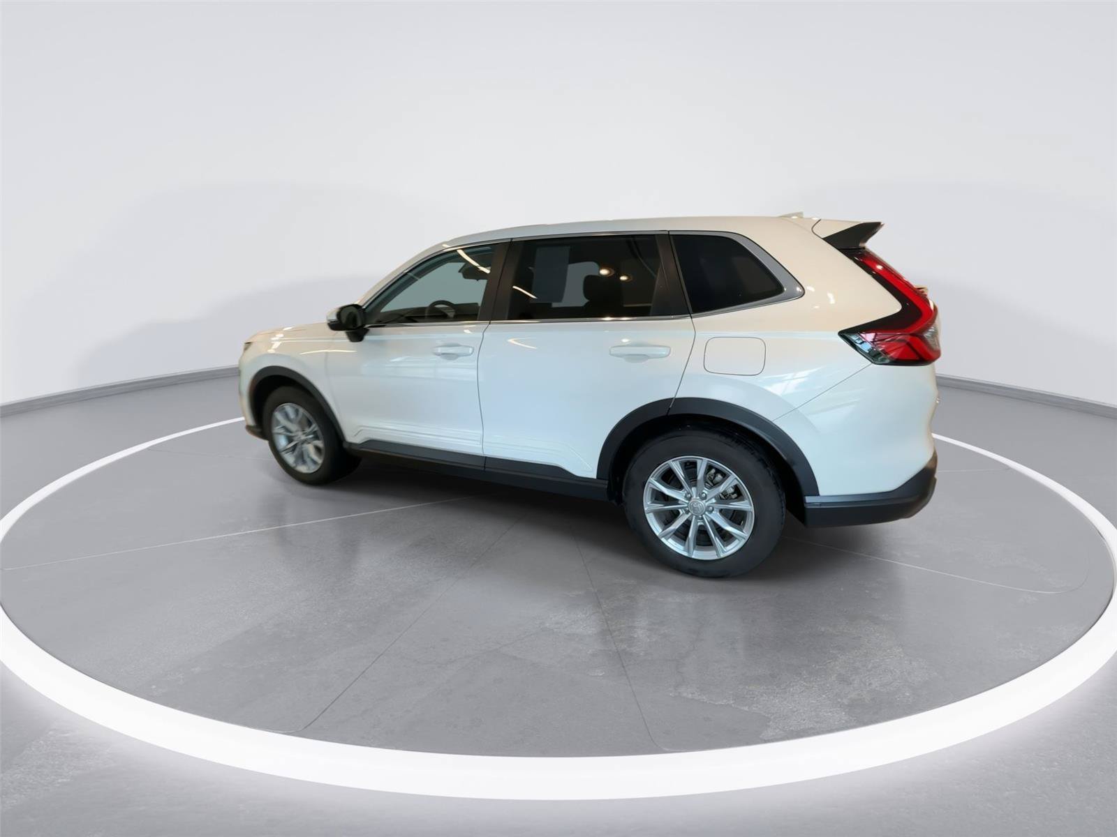 Used 2025 Honda CR-V EX image 5