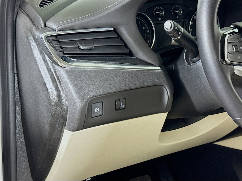 Certified 2024 Buick Enclave Essence image 8