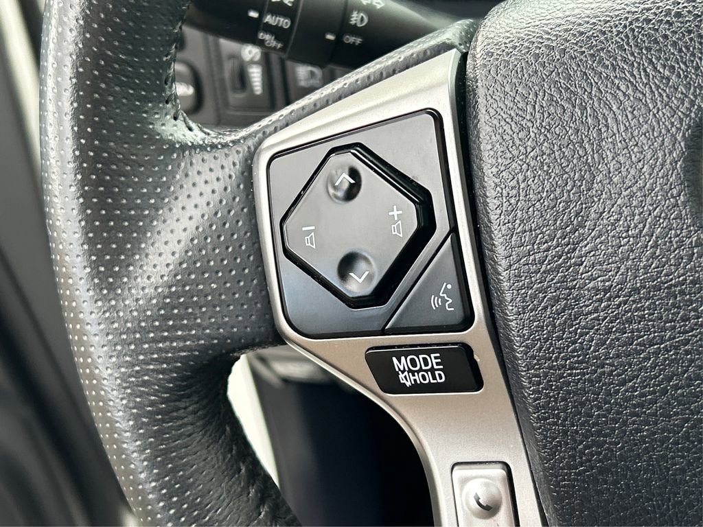 Used 2021 Toyota 4Runner Limited image 32