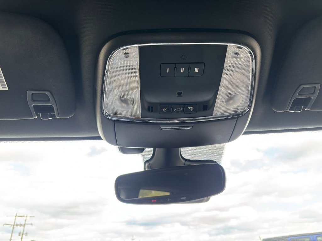 Used 2022 Jeep Grand Cherokee Limited w/ Technology Group image 16