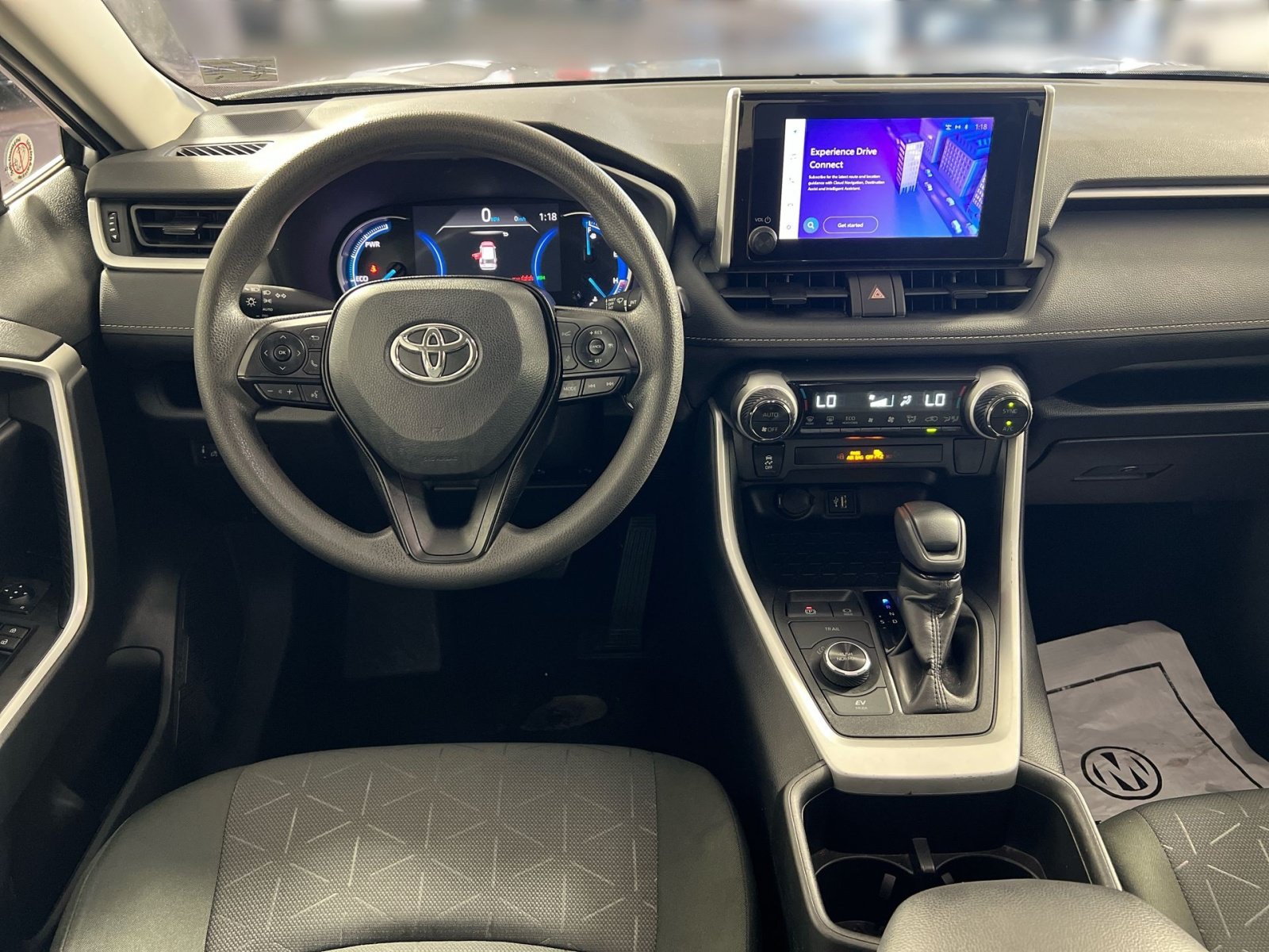 Used 2025 Toyota RAV4 XLE AWD/4WD image 23