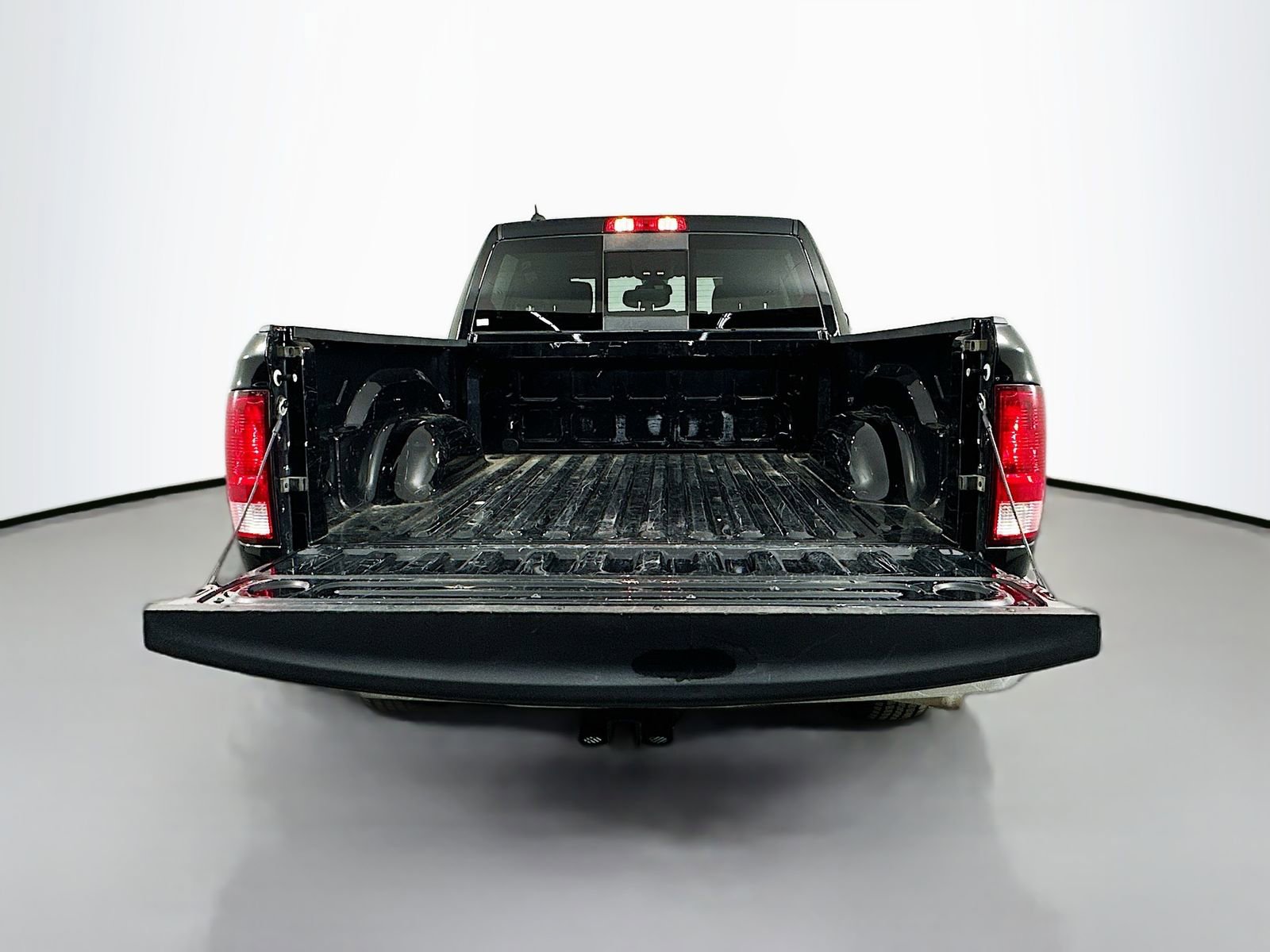 Used 2023 RAM 1500 Classic SLT w/ Trailer & Traction Group image 26