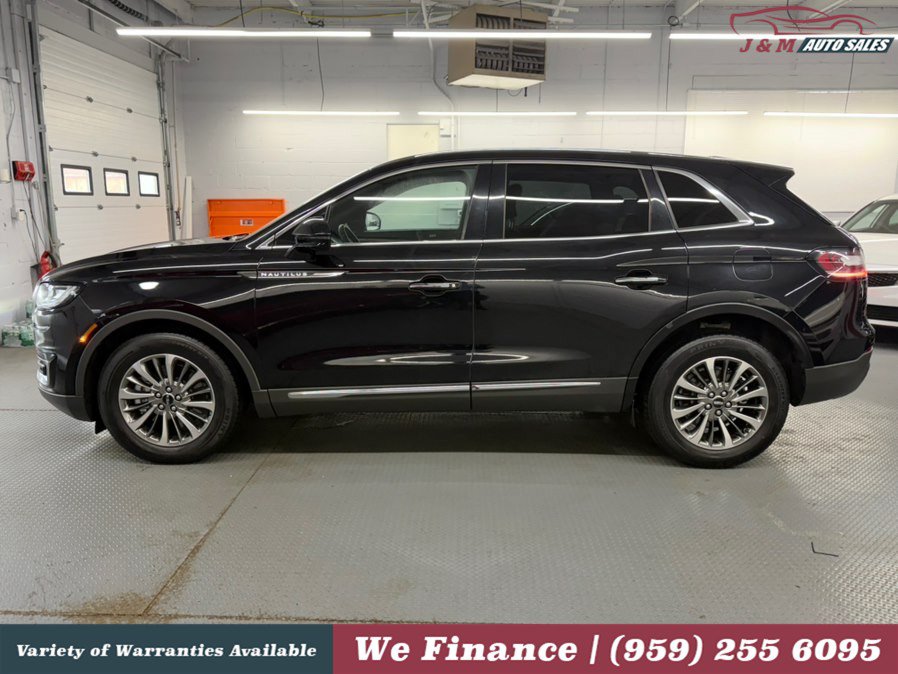 Used 2019 Lincoln Nautilus Reserve AWD/4WD image 12
