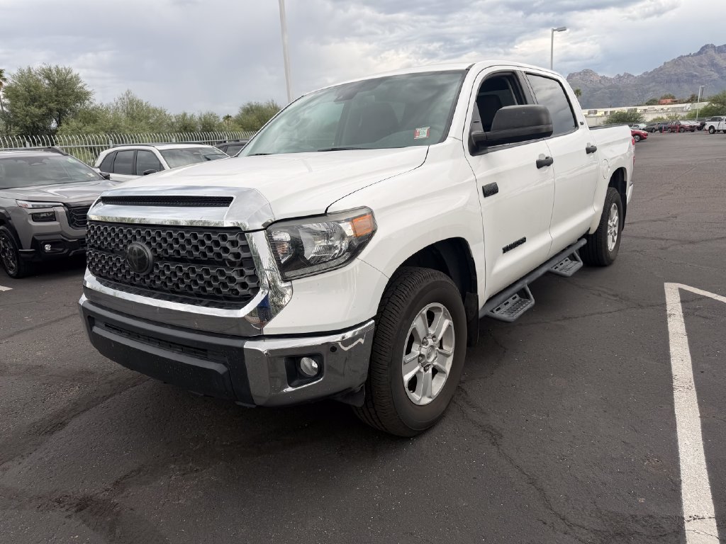 Used 2020 Toyota Tundra SR5 w/ SR5 Convenience Package RWD image 3