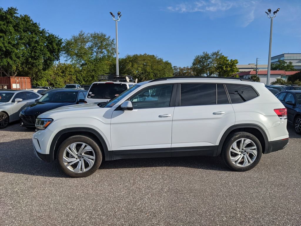 Used 2022 Volkswagen Atlas SE image 2