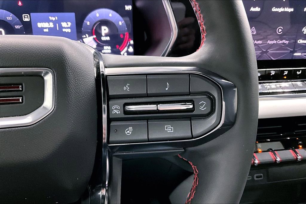 Used 2023 GMC Canyon AT4X image 25