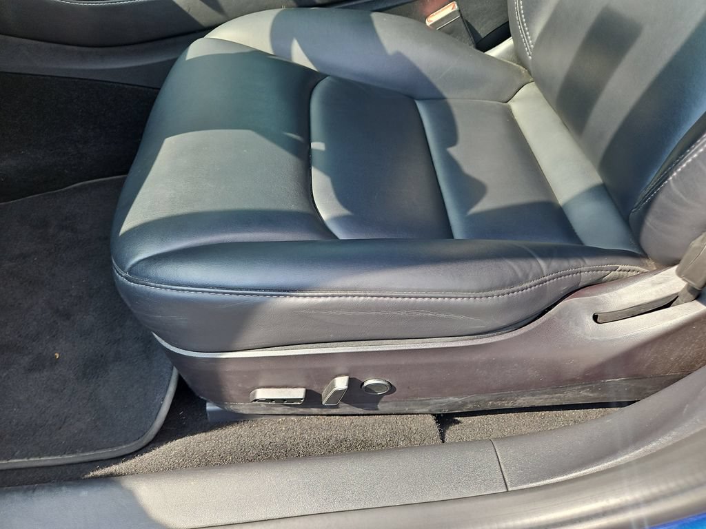 Used 2022 Tesla Model 3 Long Range AWD/4WD image 17