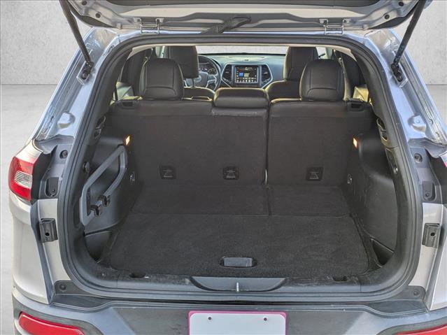 Used 2014 Jeep Cherokee Trailhawk w/ Leather Interior Group image 6