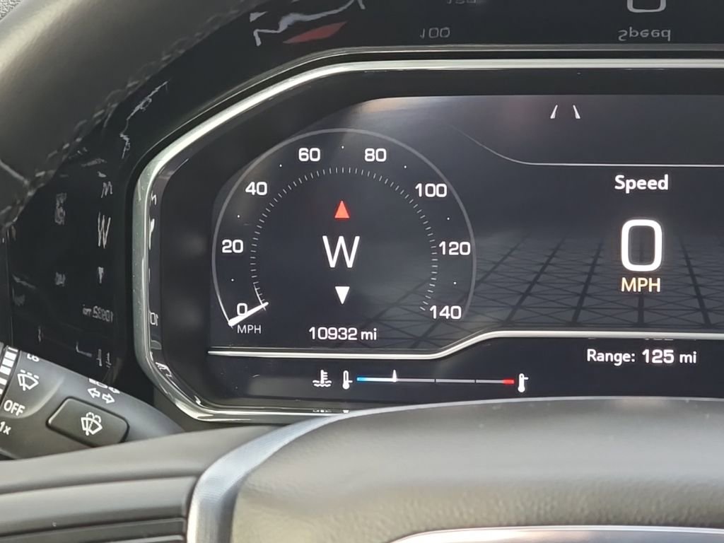 Used 2025 GMC Sierra 3500 SLT w/ X31 Off-Road Package image 12