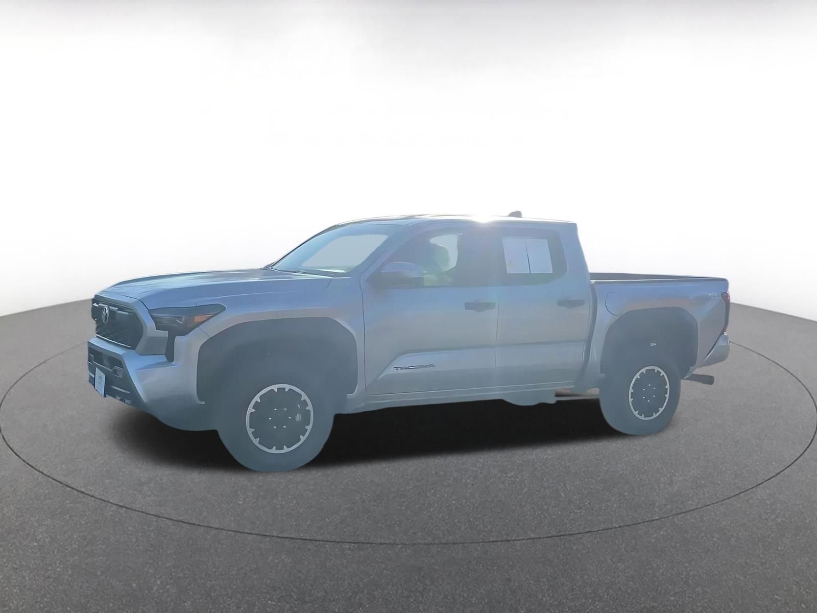 Used 2025 Toyota Tacoma TRD Off-Road image 7