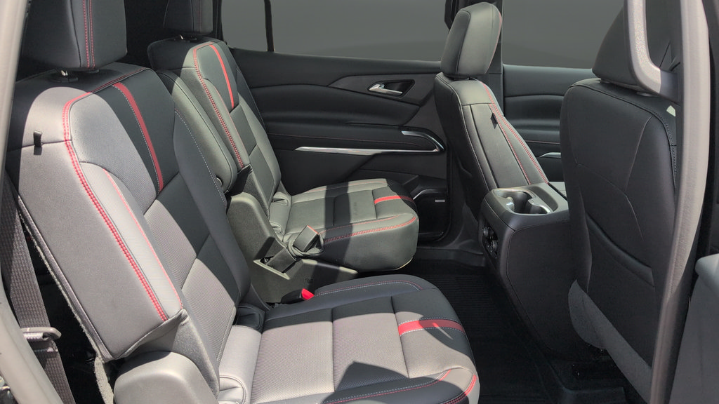 Used 2026 Chevrolet Traverse RS w/ LPO, Floor Liner Package AWD/4WD image 30