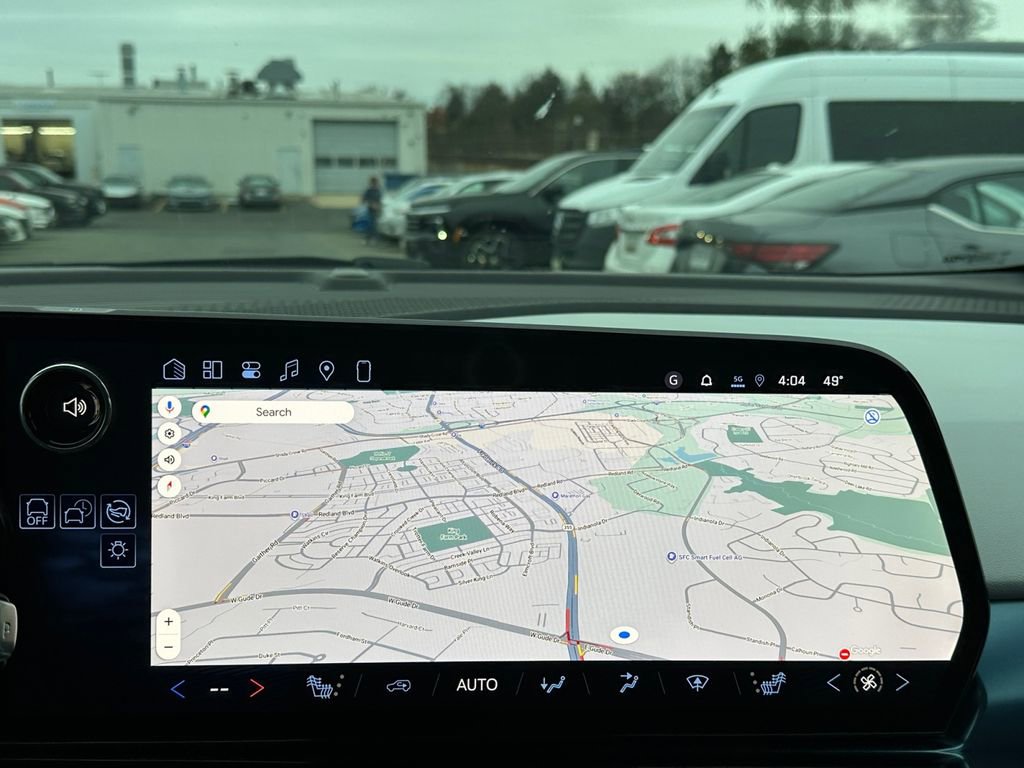 New 2026 Chevrolet Equinox EV LT image 16