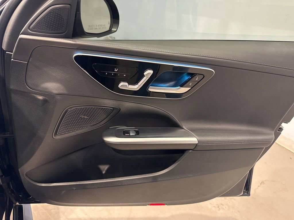 Used 2022 Mercedes-Benz C 300 4MATIC Sedan image 47